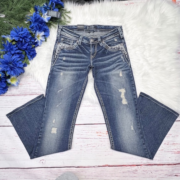 👖NWT($105)🤩|•SILVER JEANS•| Tuesday Low Rise Boot Cut Jeans Size 27x31👖 - Picture 2 of 12